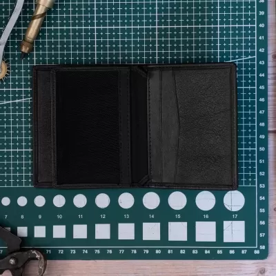 Małe czarne Eleganckie Etui męskie Skórzane na Karty Kredytowe SH-127 - 3