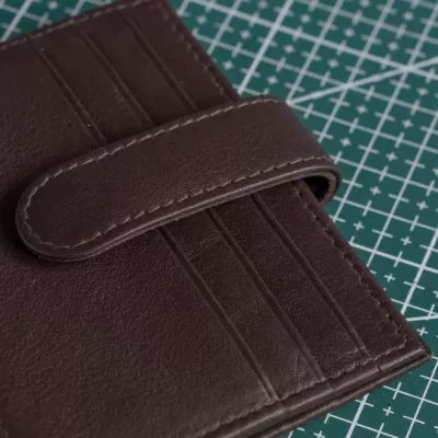 Małe Rozkładane Brązowe Etui Skórzane Męskie na Karty i Dokumenty SH-12 - 5