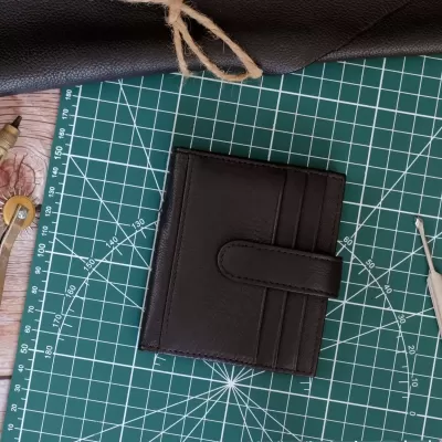 Małe Rozkładane Czarne Etui Skórzane Męskie na Karty i Dokumenty SH-12 - 3