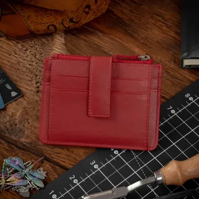 Małe czerwone Etui damskie na Karty dokumenty z Łańcuszkiem skórzane 2165 - 8