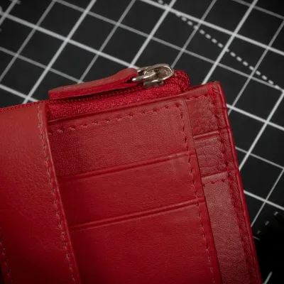 Małe czerwone Etui damskie na Karty dokumenty z Łańcuszkiem skórzane 2165 - 7