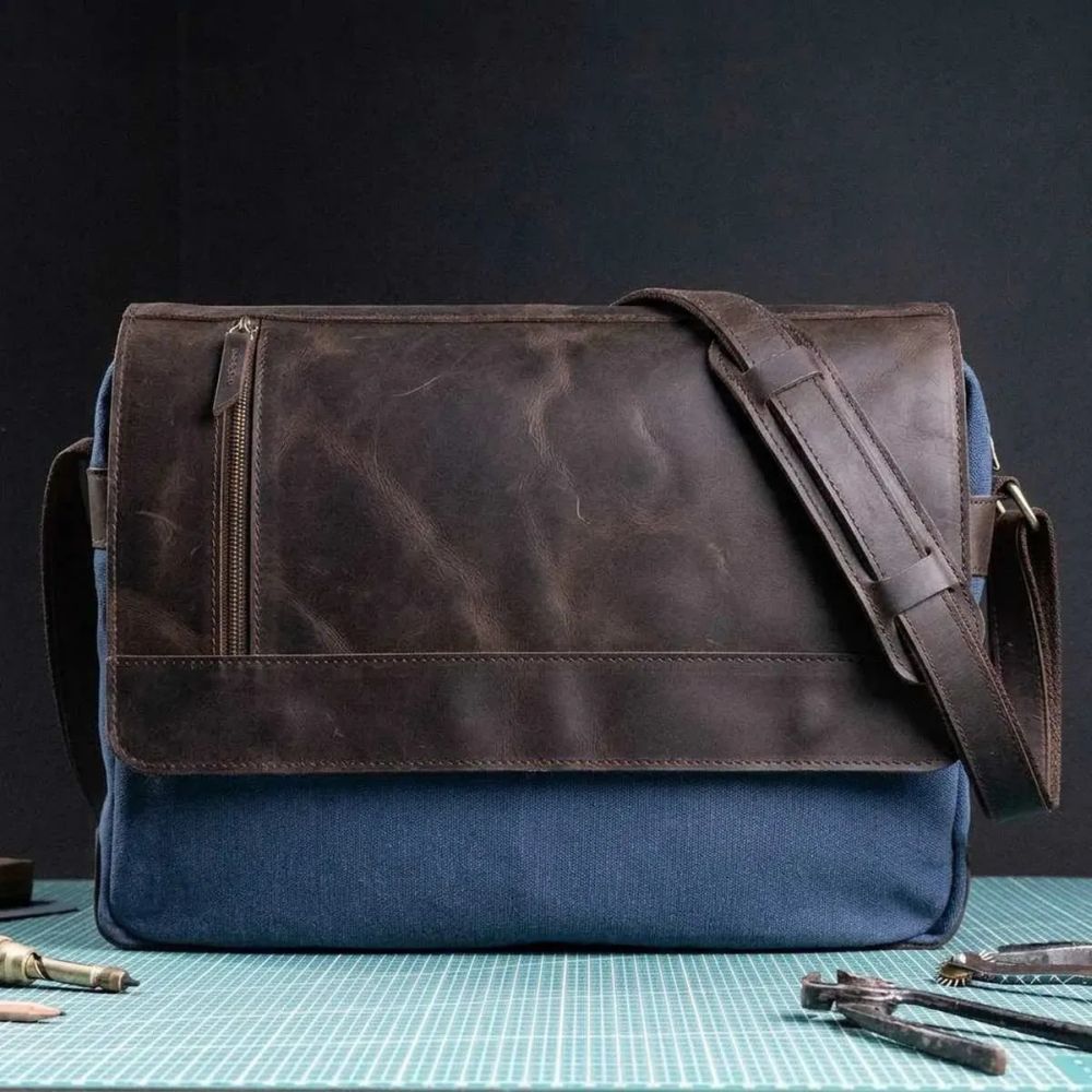 torba vintage meska z klapa koniakowa skora plotno granatowe belveder bv17brn